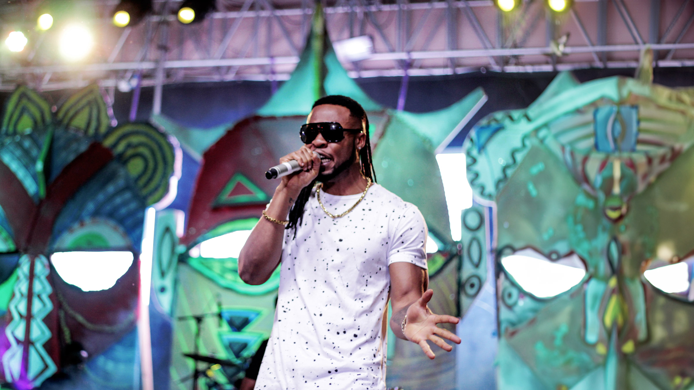 Flavour N'abania live